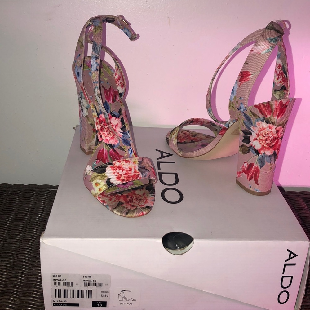 These are flawless with the right sun dress!